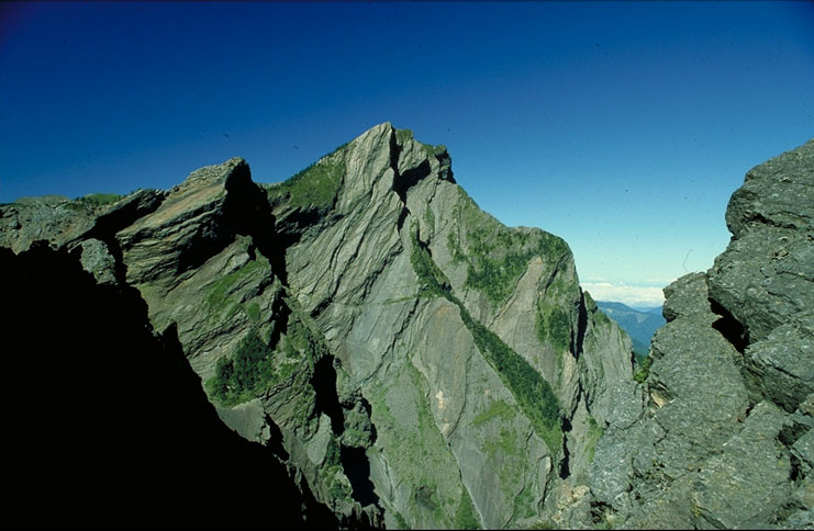 穆特勒布山