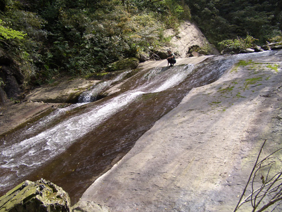 滑瀑