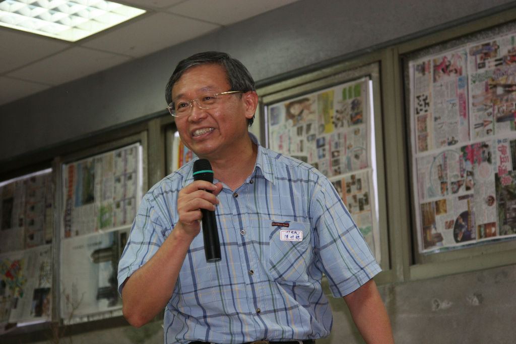 德高望重的第一屆理事長 明聰學長 丰采如昔