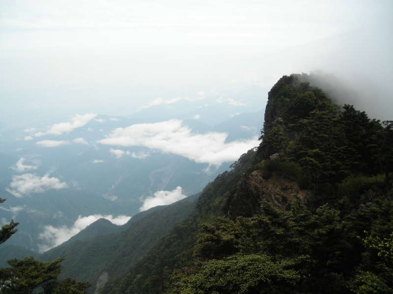 北大武山
(西山飄雨 東山晴)