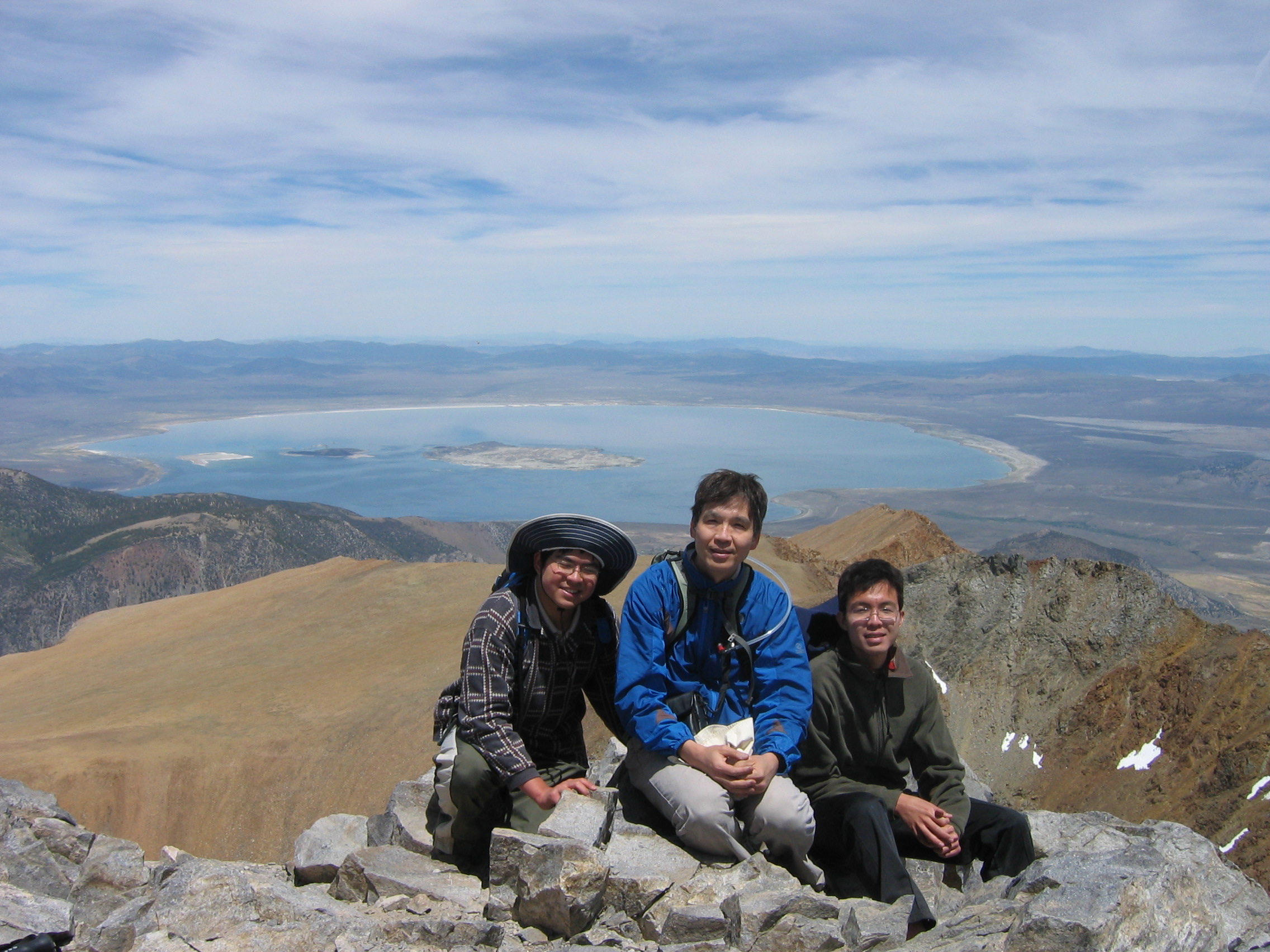 後面就是 Mono Lake