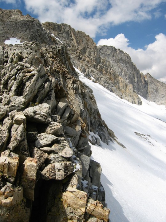 east ridge 接近山頂時, 會經過的冰原