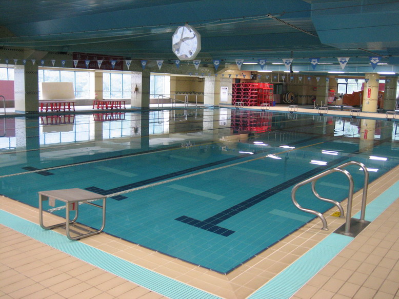 2. 游泳賽場 - 室內溫水游泳池 400M