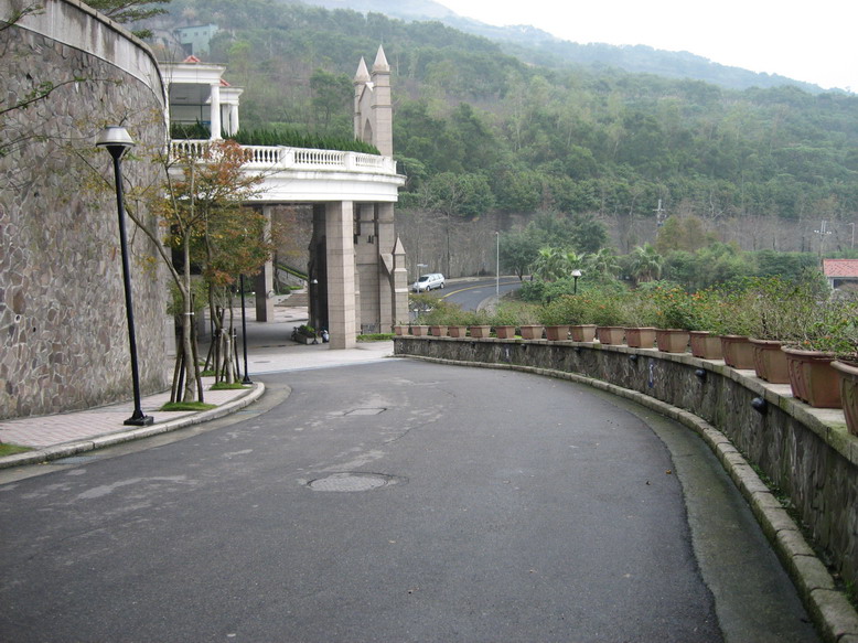 3. 自行車賽道 - 康橋小學門口開始的5KM公路