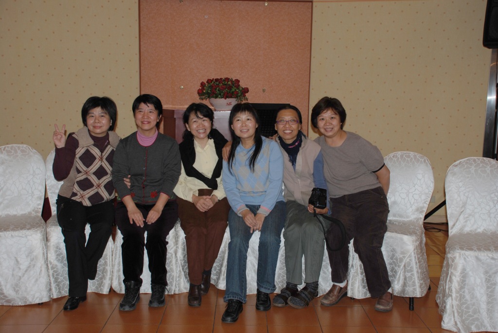 63女生合照