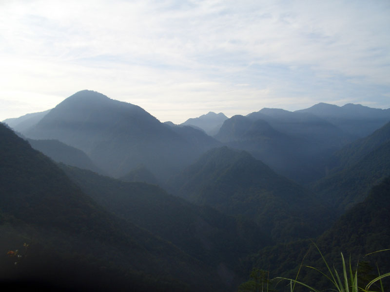 早晨的山巒