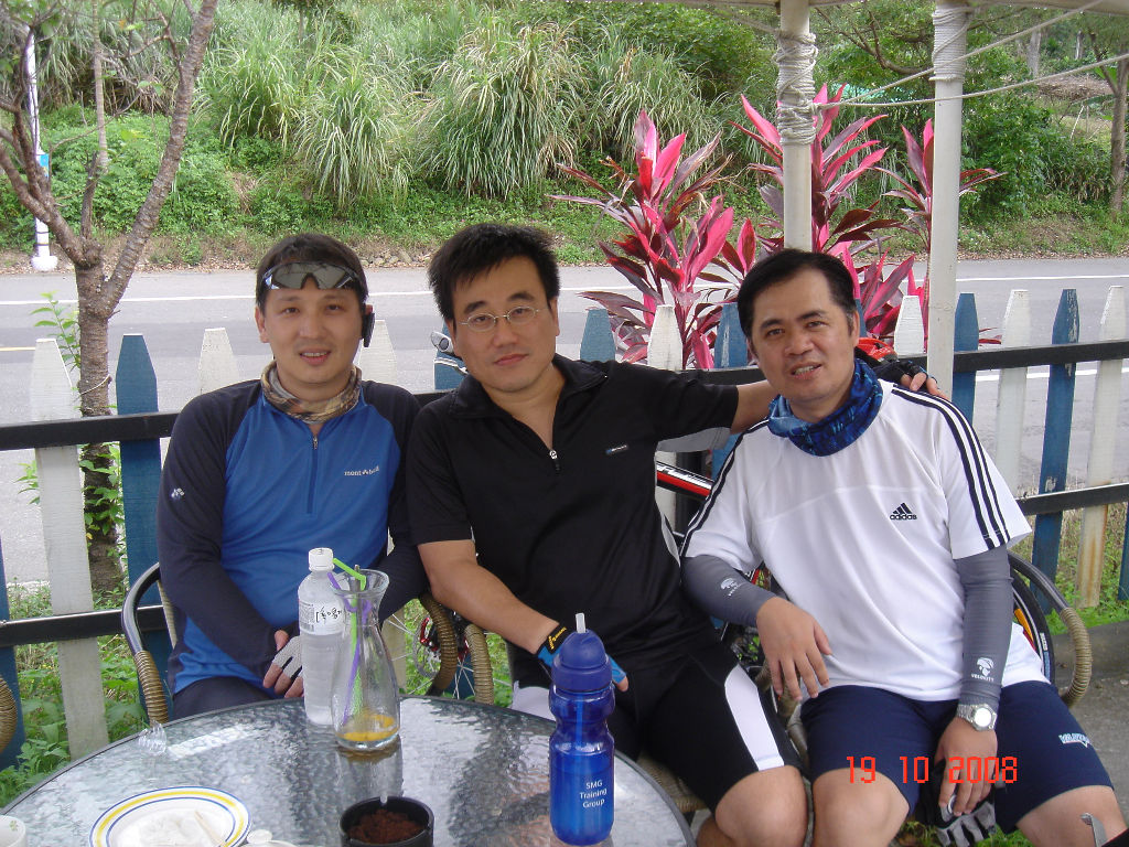 與文祺學長及友人俊德合照