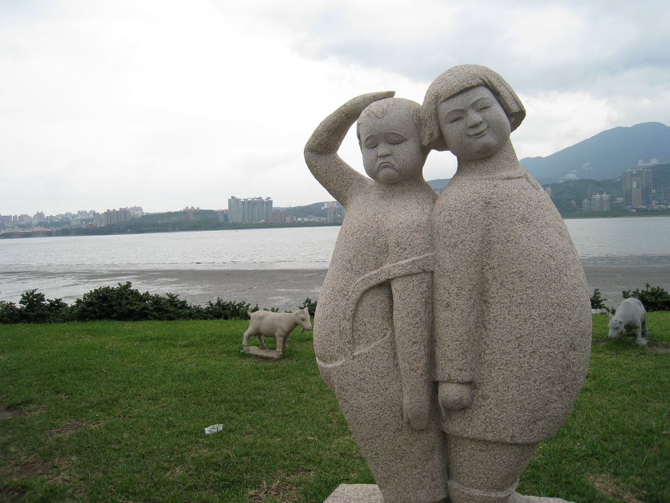 八里左岸石雕公園