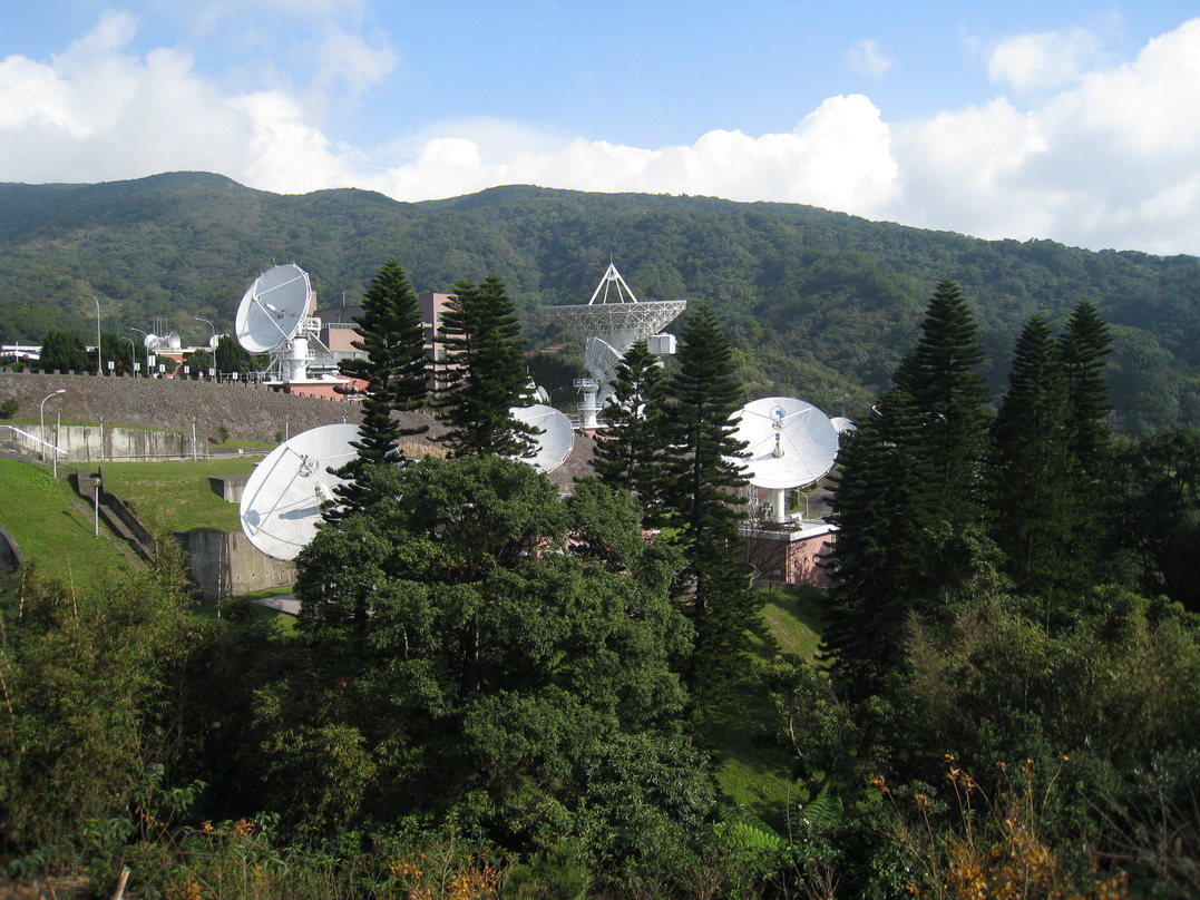 陽明山的衛星接收電台