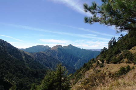 能高主峰遠眺