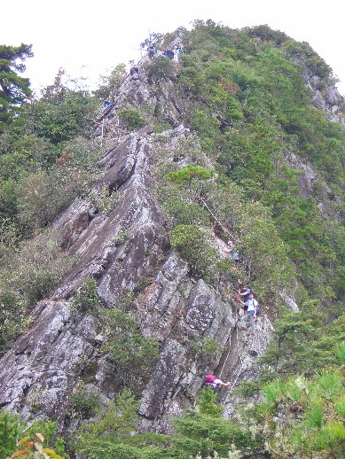鳶嘴岩壁