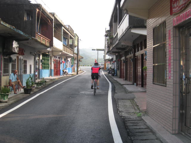 文祺經過菁硐小鎮