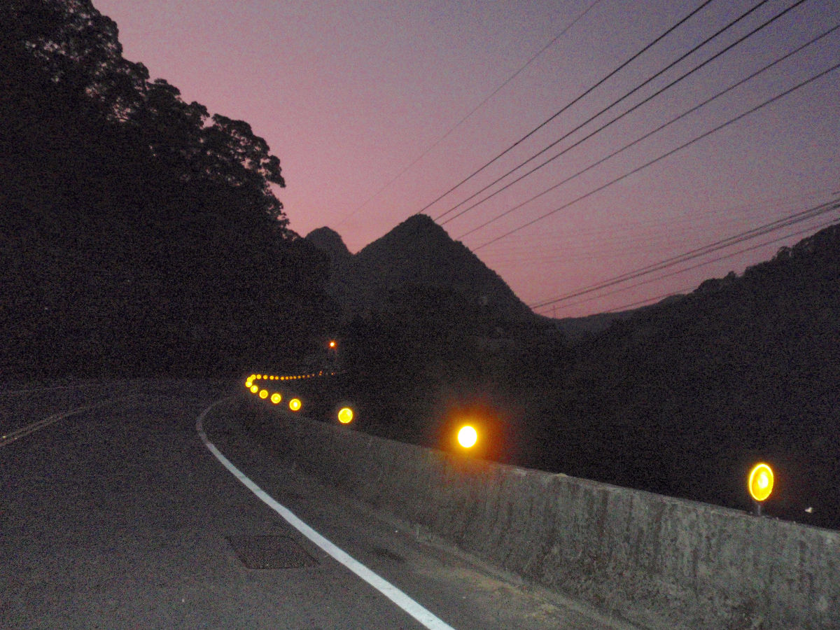 5:20am 經過雙峰國小