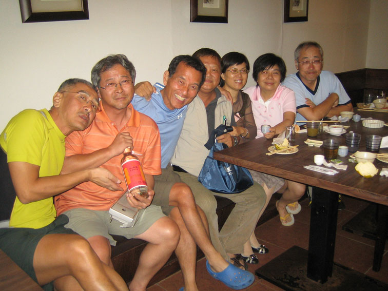 酒足飯飽  人生不亦樂乎