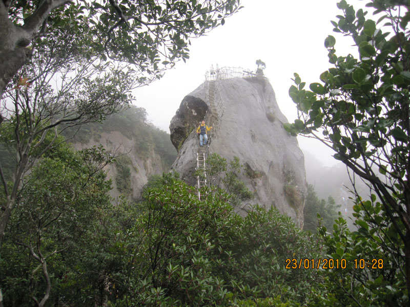 回望孝子山,有驚無險