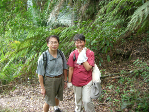 國成 和 宣祥 (在錫隘古道).