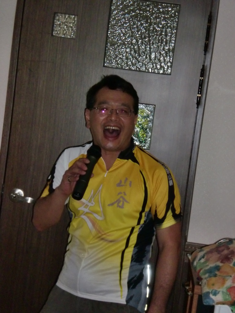Q在大展歌喉