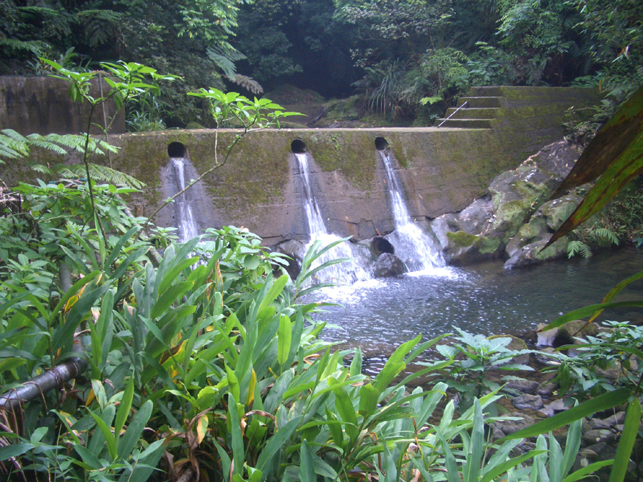 水壩.