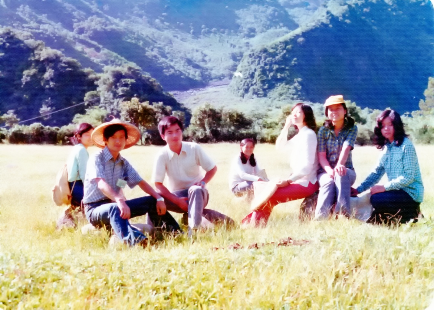 1975多納家合影
蘇慧娟 李鎮樟 方宏基 蕭萌區 李美夏 李淑蓉 田秋瑾