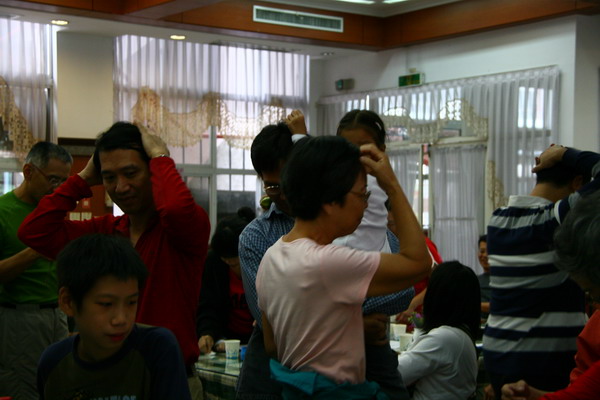 哇，看大家搶著塗抹，就知道效果了。