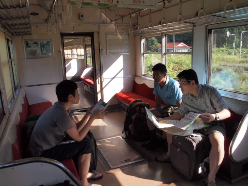 第二天做富山電鐵回富山車站，車廂古樸懷舊