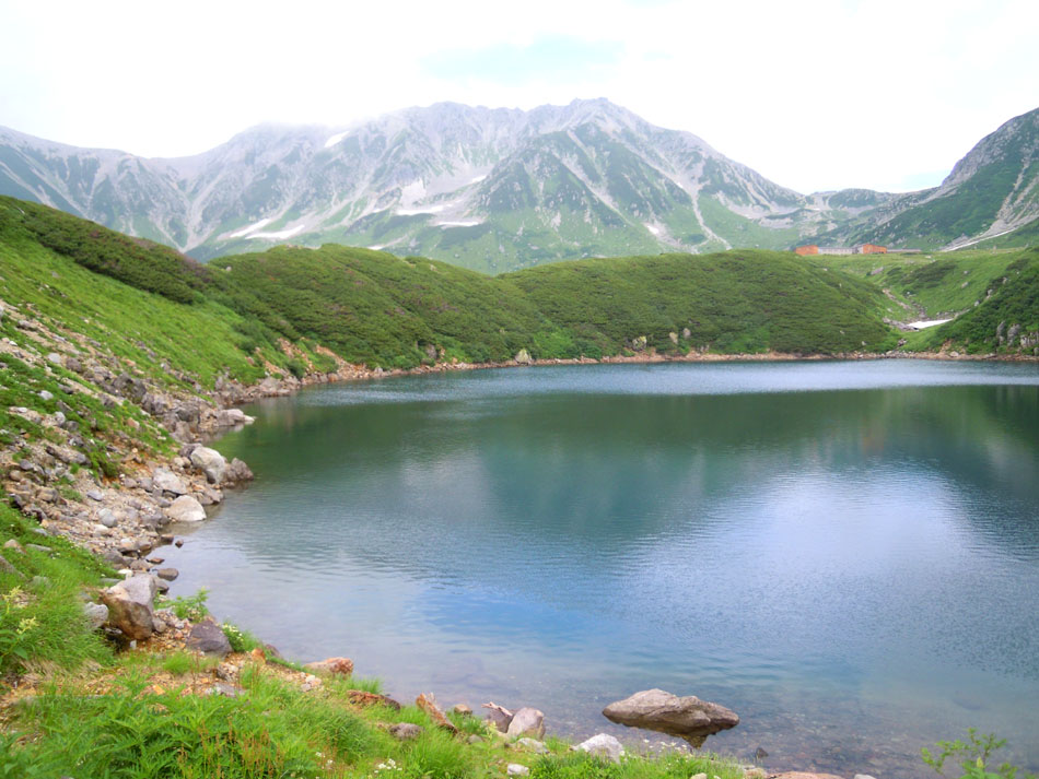 高原上的藍湖