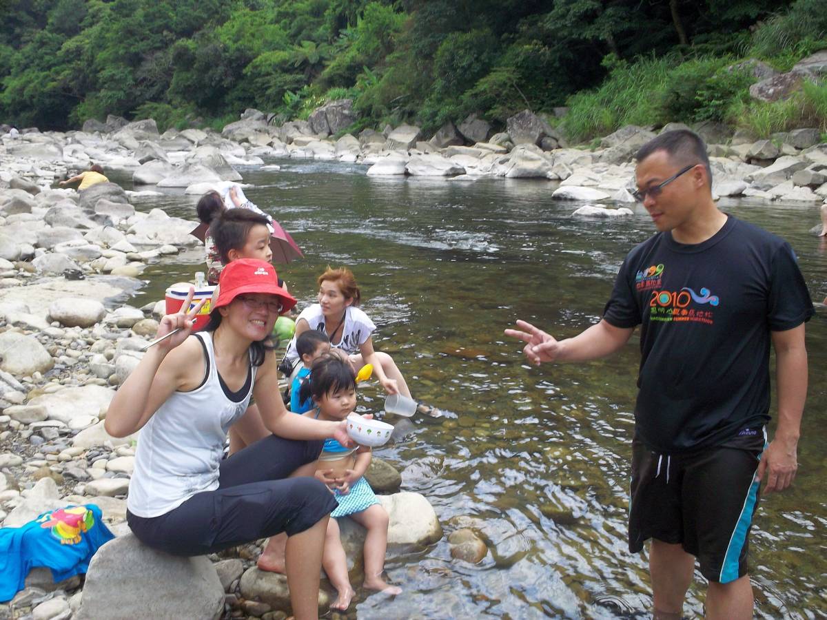 石民, 柏岑一家