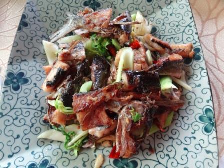 13阿美族風味餐─飛魚西芹yummy，前一天是飛魚祭。