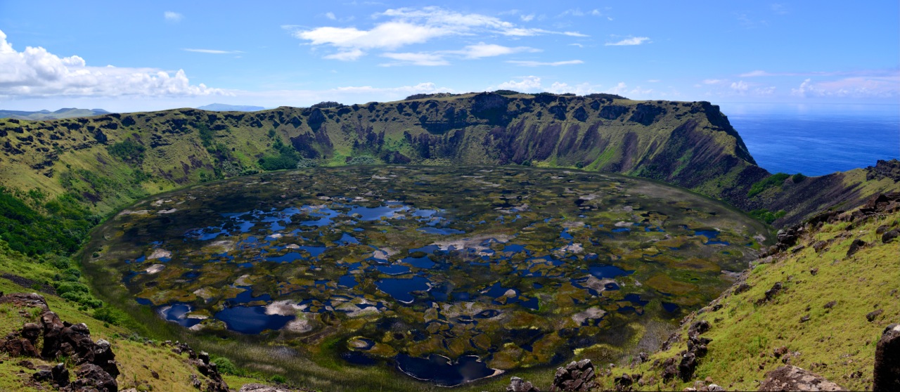 復活節島火山口，世界肚臍之肚臍