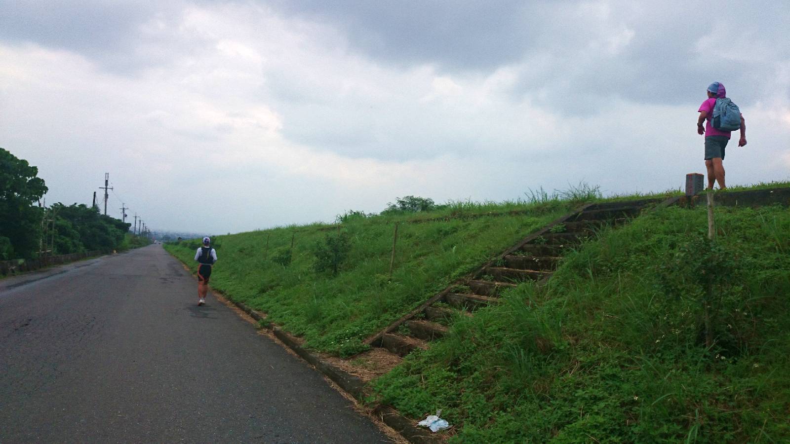 最後一段路了, 盡頭就是宜蘭窯烤山寨村