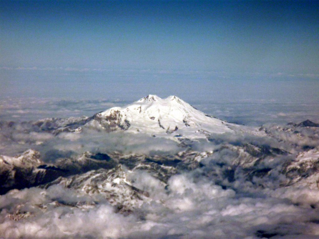 Mt Elbrus 5642M