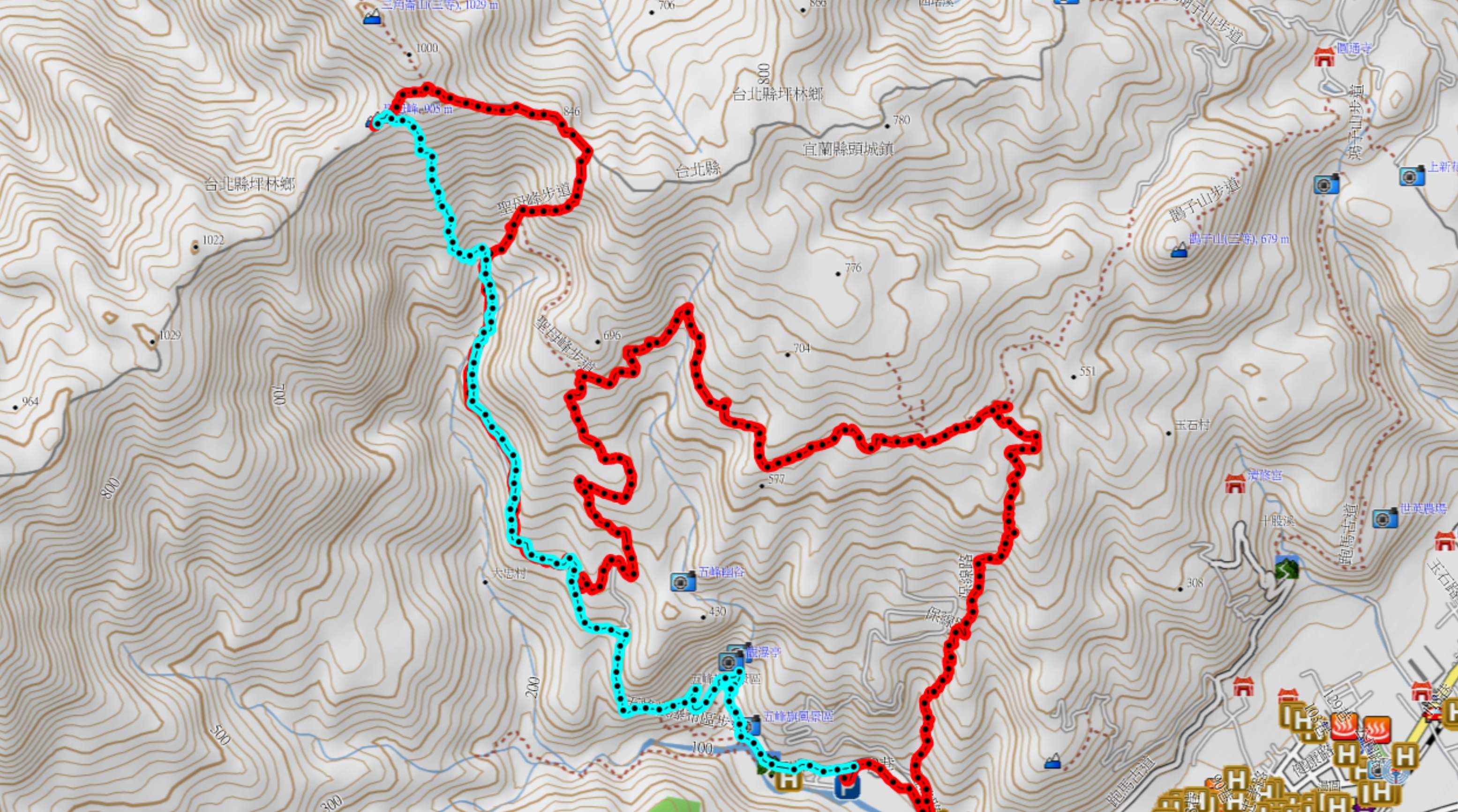紅色為上山路線, 藍色為下山路線