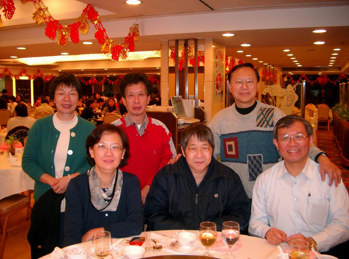 前排左起：小孫，張紹裘，陳明聰
後排：李威娜，陳志傑，張光裕
