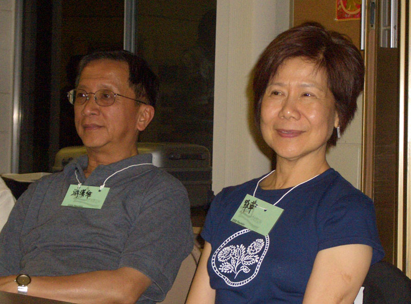 山歌海報印刷元祖—53游漢維和54鄧萍從L.A.飛來與會