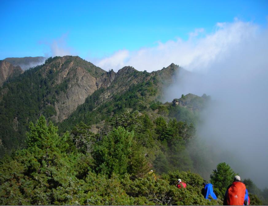 夢幻險阻的斷稜東山