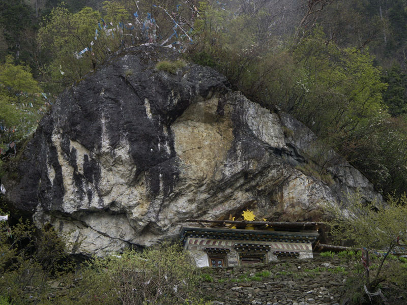 蓮師修行山洞改建之小廟
