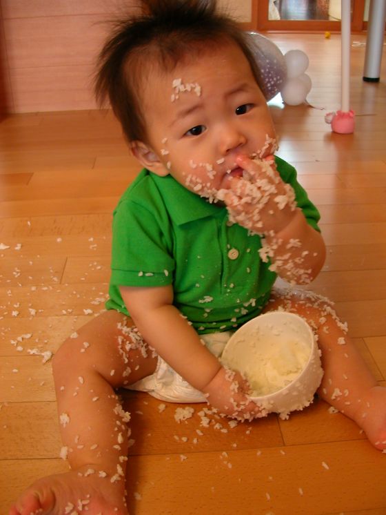 baby...這,似乎是璧玲寄來的照片,臨時借來(測試用).今日想換下來,沒有成功 下回再戰.