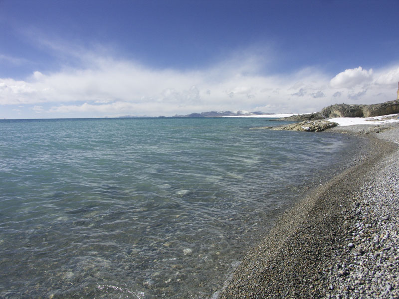 浪濤拍岸