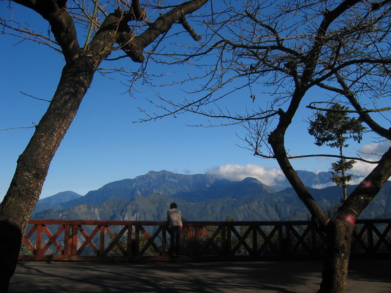 輕鬆可望玉山北峰北北峰與主山山脈
