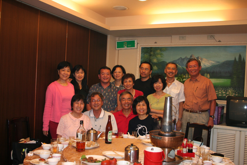 雅玲自上海歸來，心雅、文堯也自美回國，兩岸三地全到了！