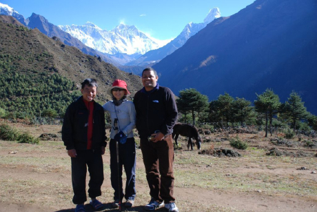 with guides  Everest, Lhotze at background 2010 10 23