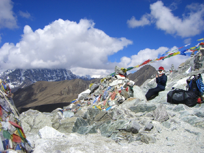 ChoLa pass 5420 / climbing to the ChoLa pass from the eastern side / Dzongla-ChoLa pass-Taghnak / 05 27 2011