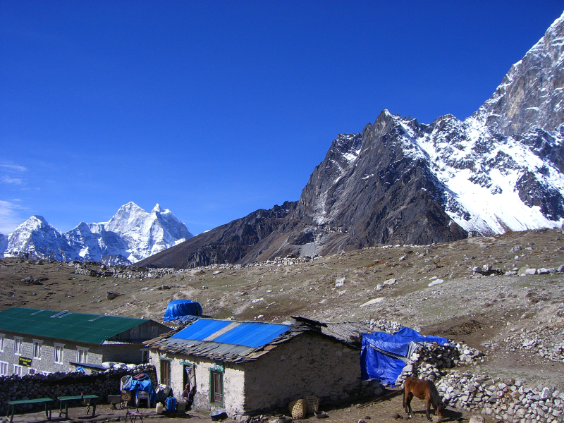 Dhukla Yak Lodge(4620m)left with KangTega East(6779m)left, KangTega West(6685m)right in background,2011 5 23 上午