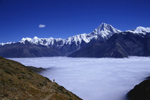 貢嘎山