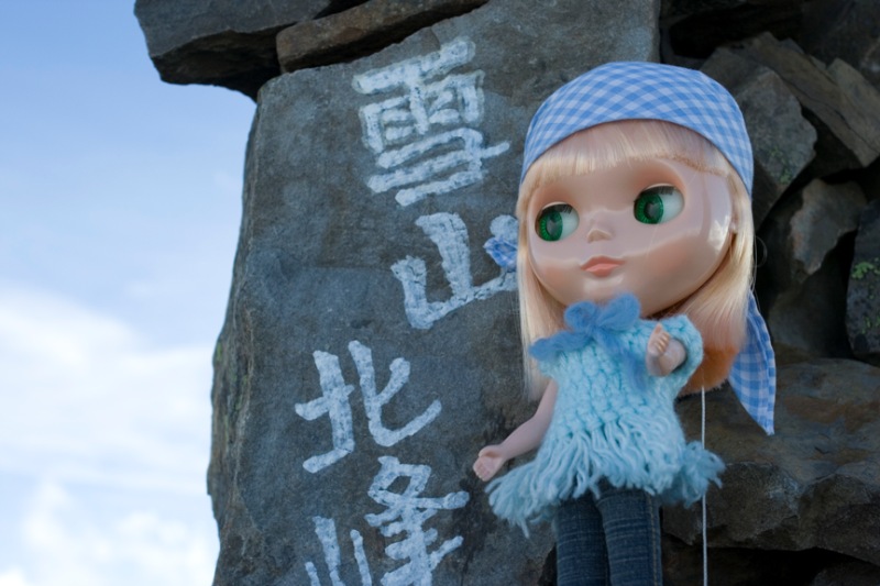 登頂雪北的小布