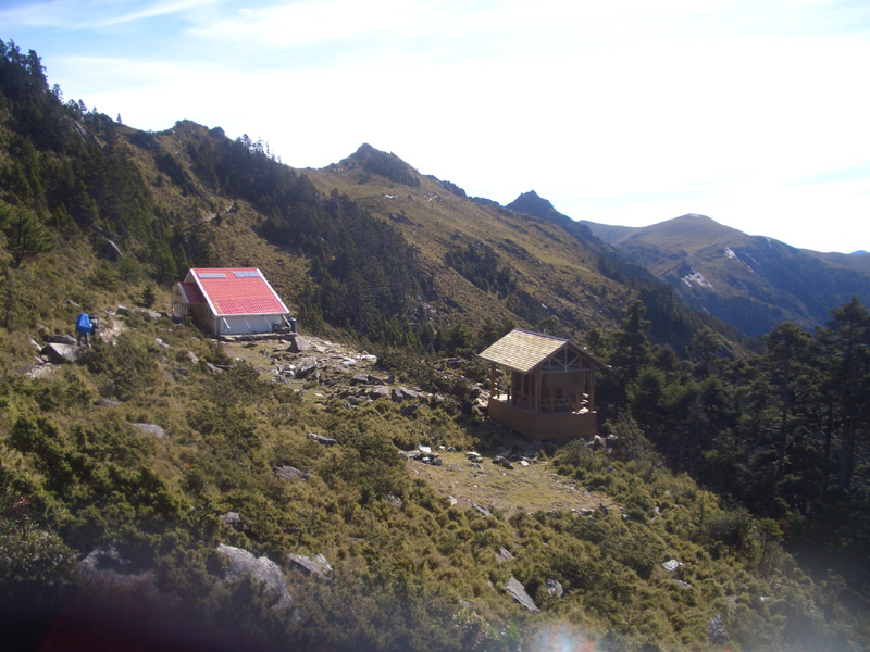 嘉明湖避難小屋
