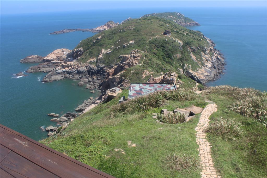 螺山海岸步道(近賭場及和平/戰爭紀念館位置)