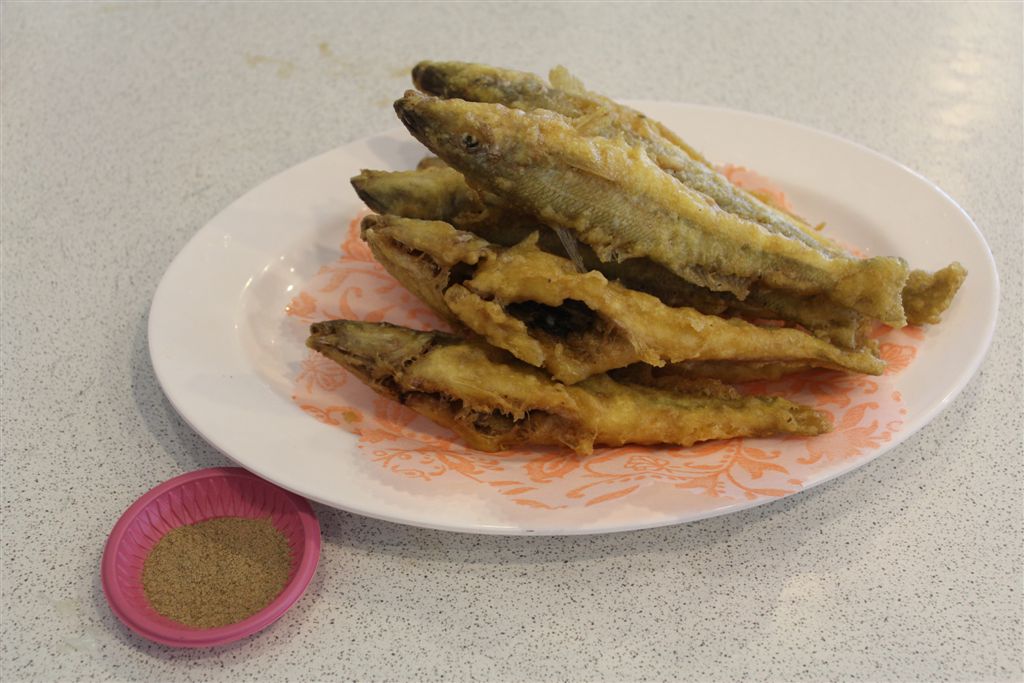 炸沙梭魚!好吃耶!