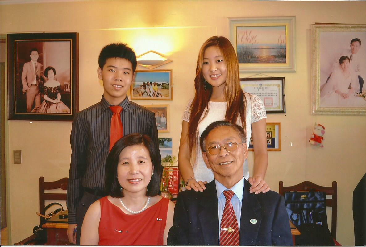 楊思棣一家攝於聖地牙哥