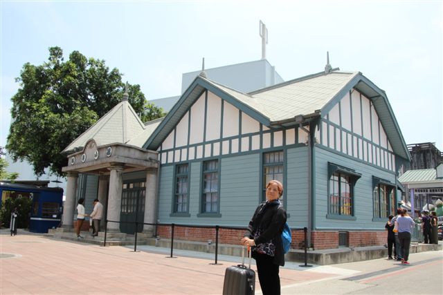重建的旗山火車站